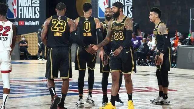 尘白禁区新手入坑必看攻略指南