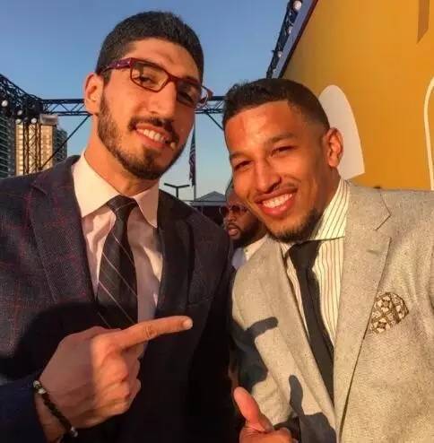 故事重构内 故事重构内