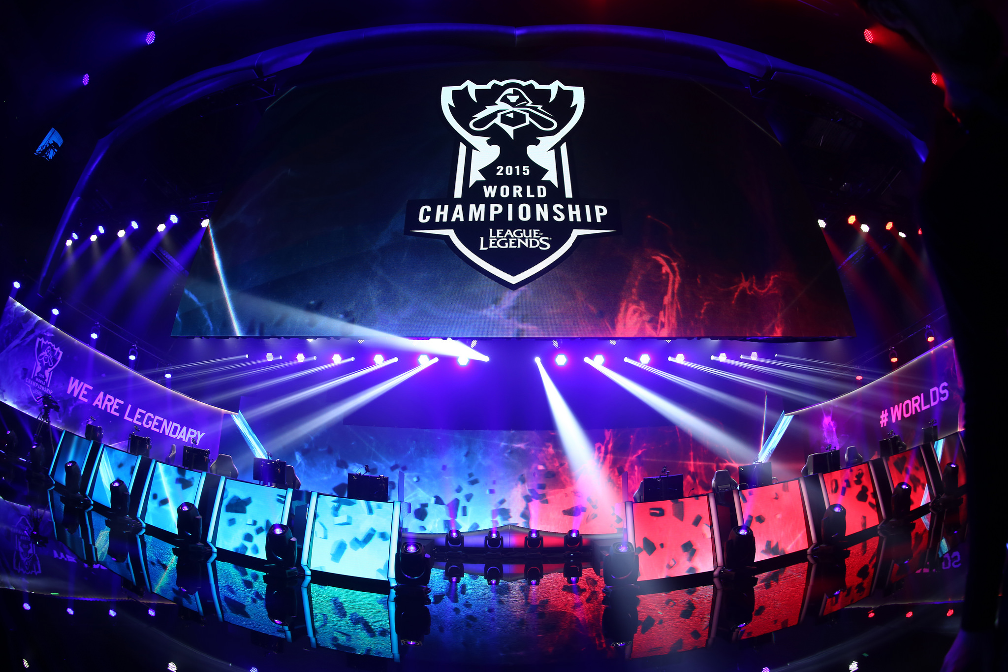 郭昊文25+6同曦狂胜深圳终结5连败